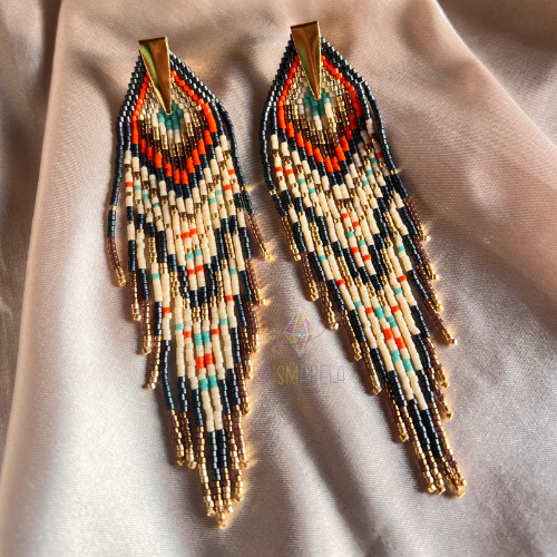 Aretes Majestuosos